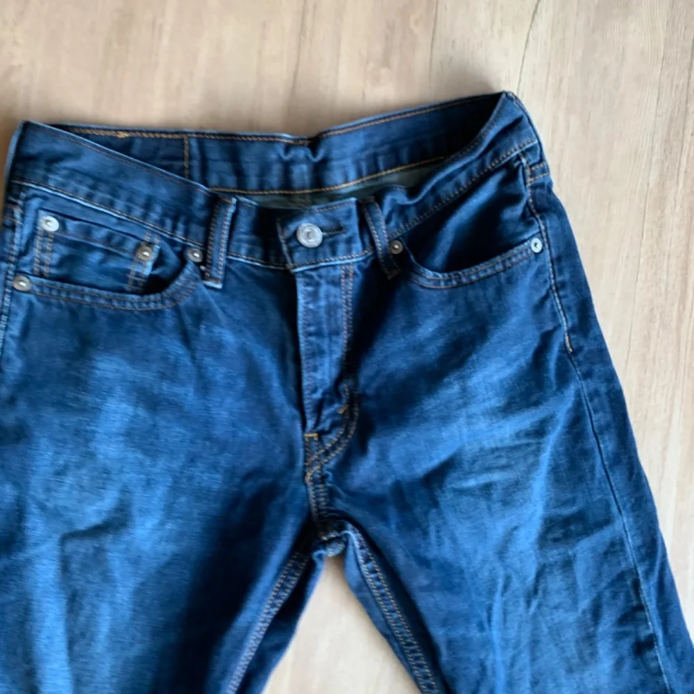 Levis 511 Jeans Men’s 30X32 Blue 511 Slim Fit Denim Med Wash straight leg